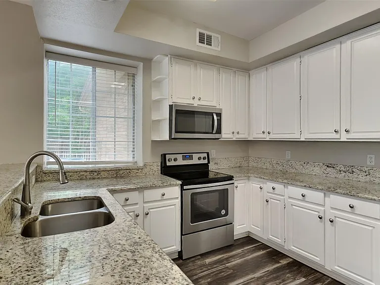 1701 Shiprock Dr — Photo 8
