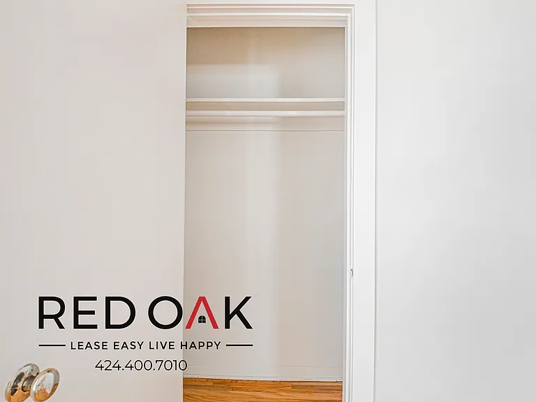1148 S Sherbourne Dr #5 — Photo 5