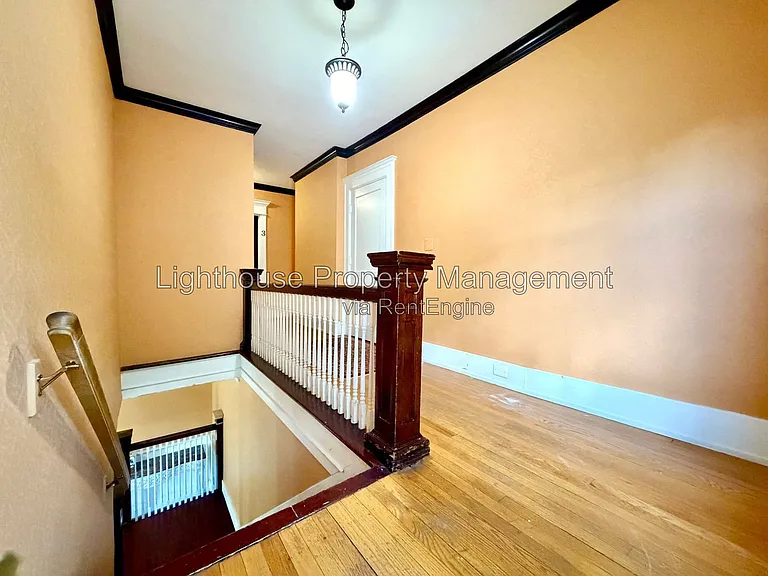 49 Prospect Ave NE #4 — Photo 10