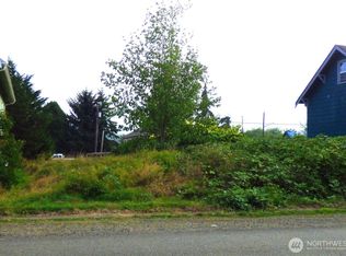 921 W Perry St, Aberdeen, WA 98520