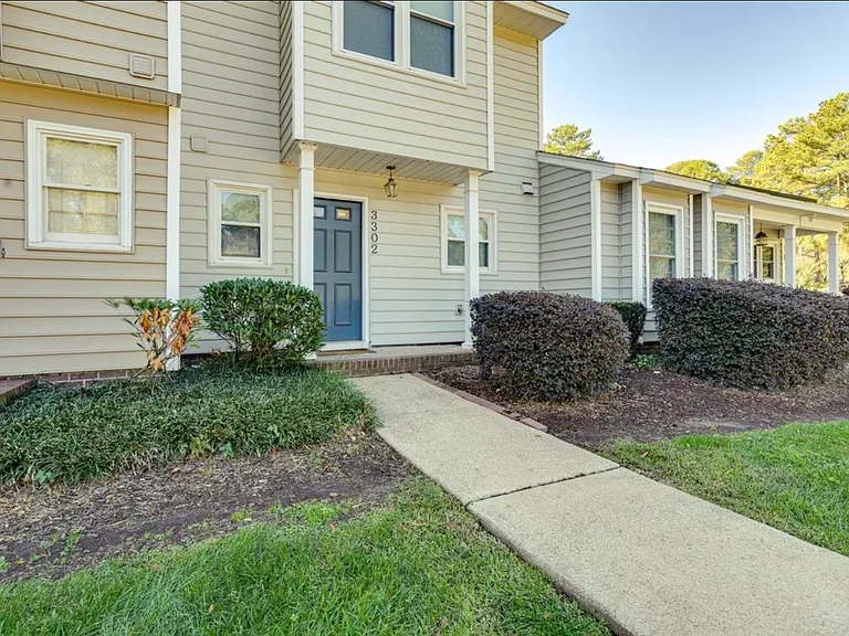 3302 Comstock Rd — Photo 3