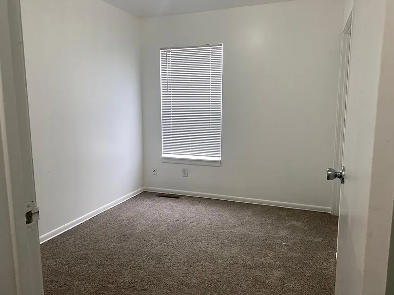 501 Stanfield Ave #501 — Photo 6