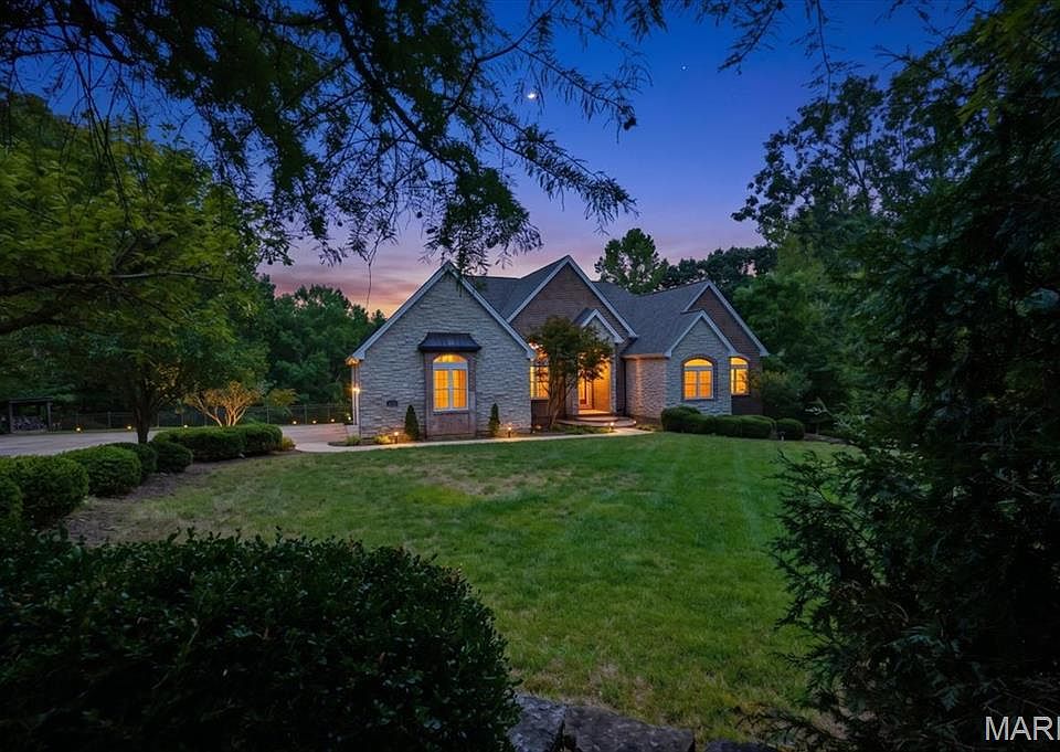 1st image of 3546 Hawthorne Ridge Dr