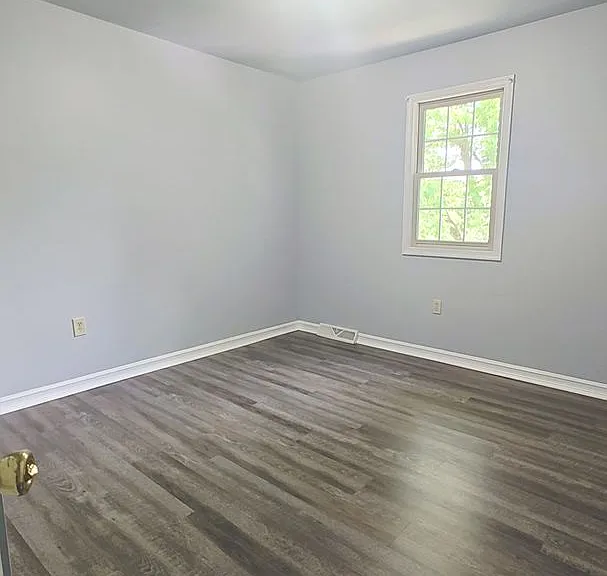 52 Michael Ct — Photo 21