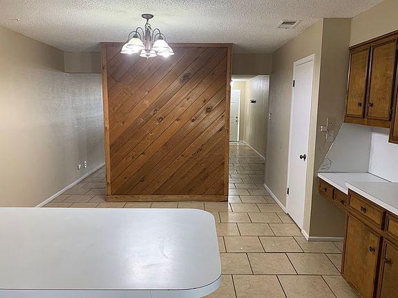 4th image of 3203 W Wadley Ave