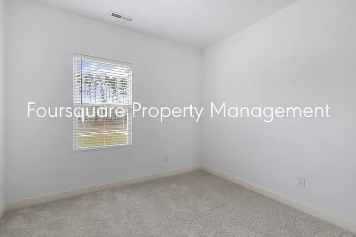 1424 Grove Village Rd — Photo 31