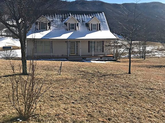 2nd image of 612 Arrowhead Cir