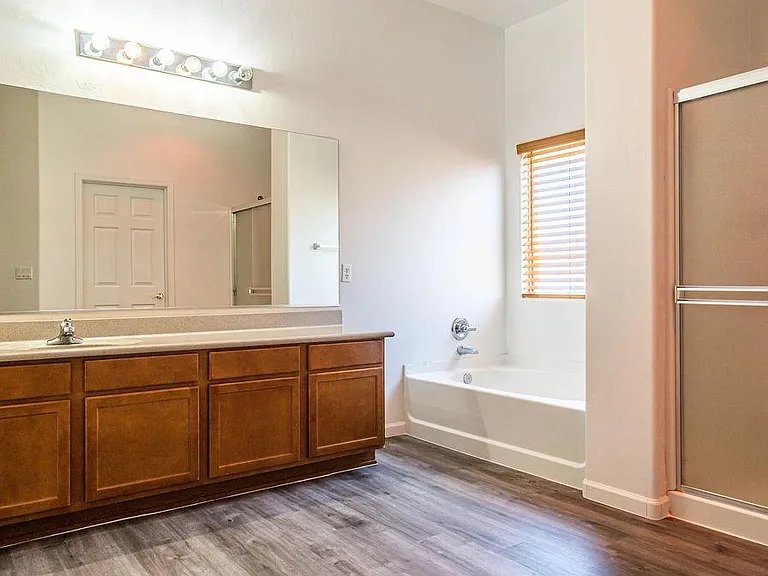 8230 W Calle Sancho Panza — Photo 10