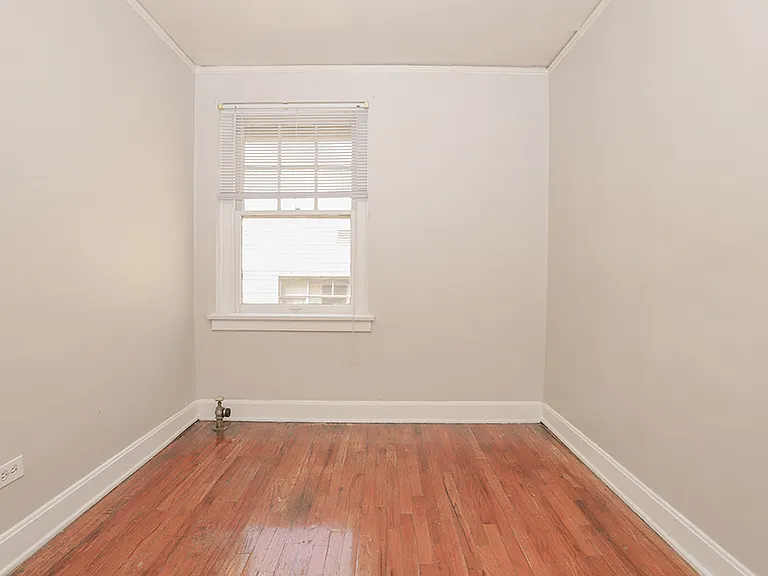 East Evans Apartments — Photo 55