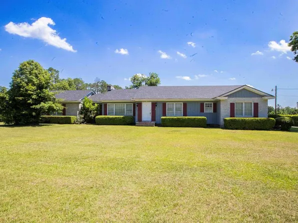 417 W Bay St, Doerun, GA 31744