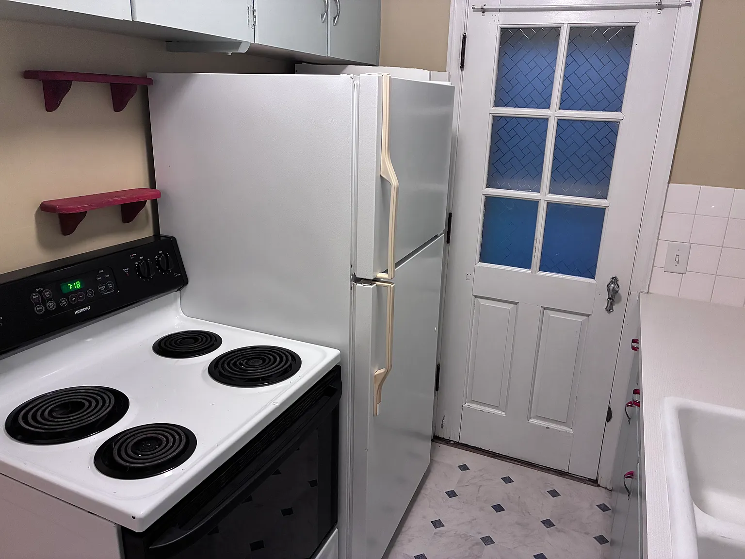 3 bed, 1500 sqft, $1,690 — Photo 3