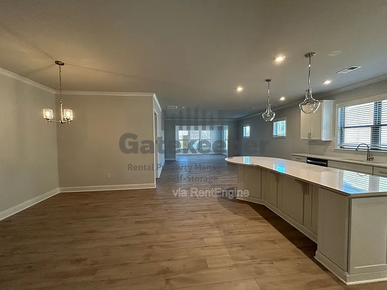 505 Colebrook Way — Photo 5