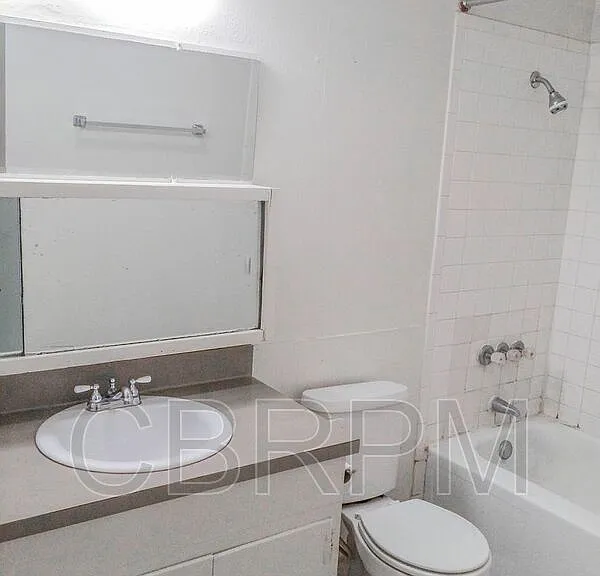 1802 Elkhart Ave #A — Photo 8