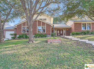407 Oak Ridge Dr, San Marcos, TX 78666