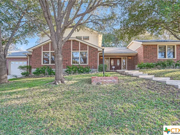 407 Oak Ridge Dr, San Marcos, TX 78666