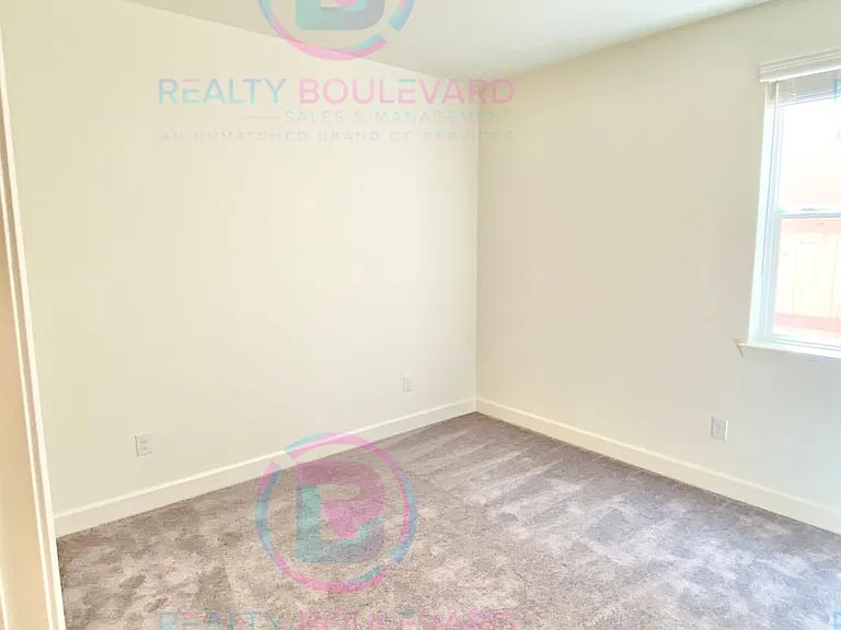 1127 Winter Hawk Way — Photo 49