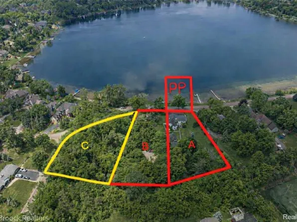 3 Klingensmith Rd, Bloomfield Hills, MI 48302