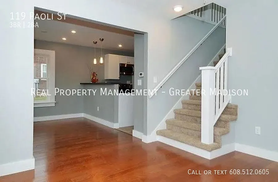 Beautiful Verona Home in a Quiet Neighborhood — Photo 2