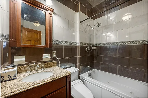 Sold by Madison Estates Sotheby's International Realty | media 9