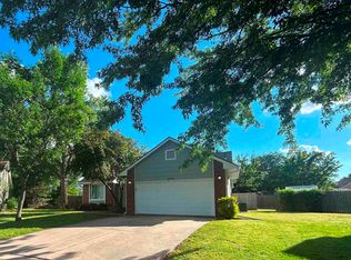 6719 E Pepperwood Ct, Wichita, KS 67226