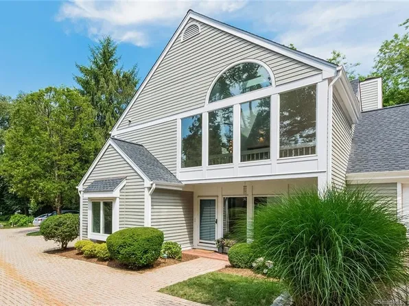 71 Barnes Road, Stamford, CT 06902