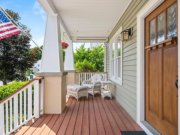 5th image of 1300 Village Way S