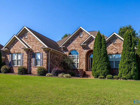 14927 Wildwood Dr, Athens, AL 35613
