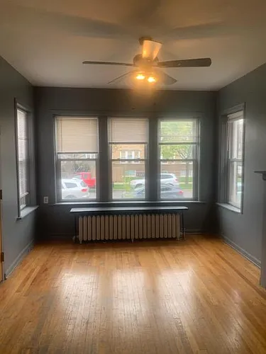 4105 W Barry Ave #1 Photo 1