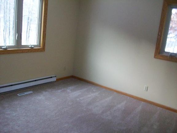 4th image of 21498 W Birchwood Cir NE