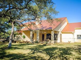 592 Logans Way, Blanco, TX 78606
