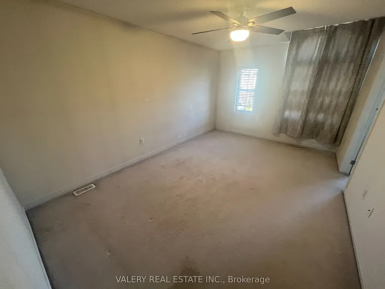 48 Bellcrest Rd #1 — Photo 11