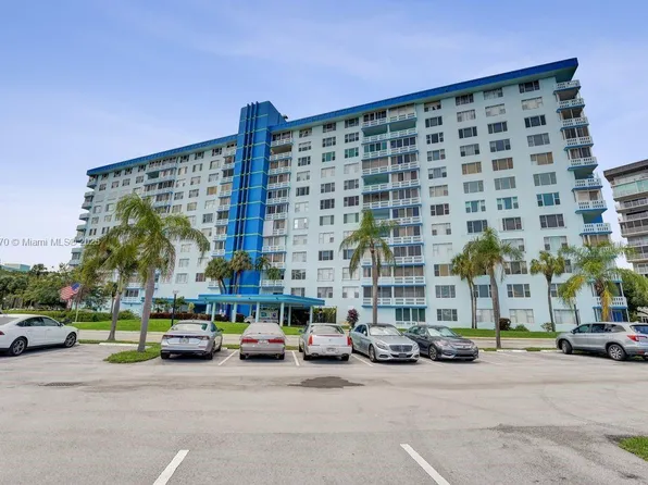 4001 Hillcrest Dr APT 403, Hollywood, FL 33021