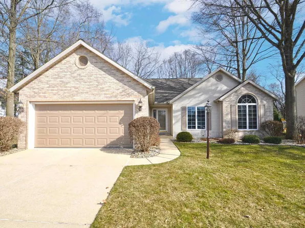 54438 White Tail Dr, Mishawaka, IN 46545