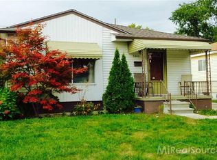 7227 Sterling St, Center Line, MI 48015