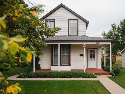 810 9th Ave SE, Jamestown, ND, 58401