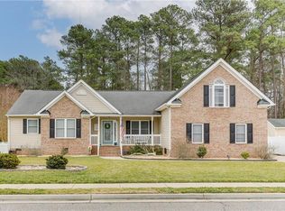 3 Boger Cir, Hampton, VA 23664