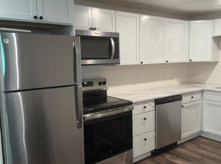 43 9th St #3, Auburn, ME 04210