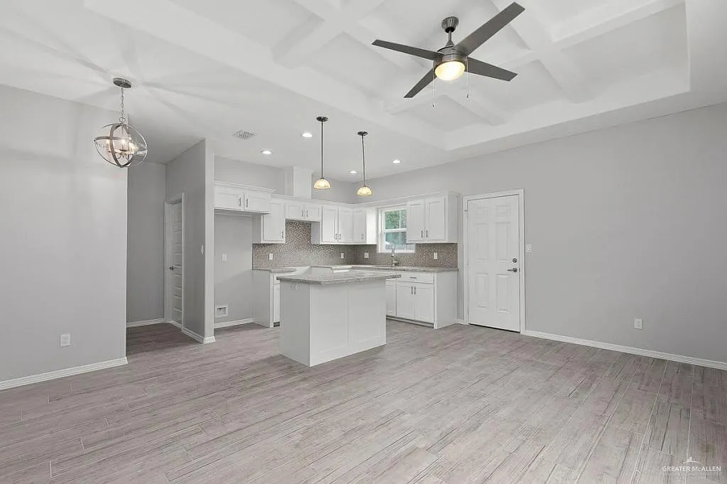 3 bed, 2.0 bath, 1140 sqft, $1,225 — Photo 4