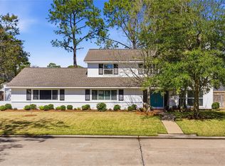 126 Pine Shadows Dr, Seabrook, TX 77586