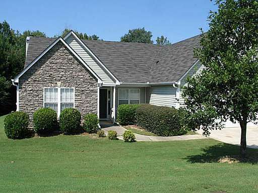 1st image of 245 Grayson Manor Dr