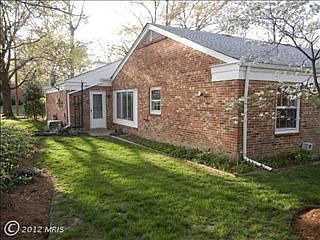 3rd image of 5919 Westridge Ct