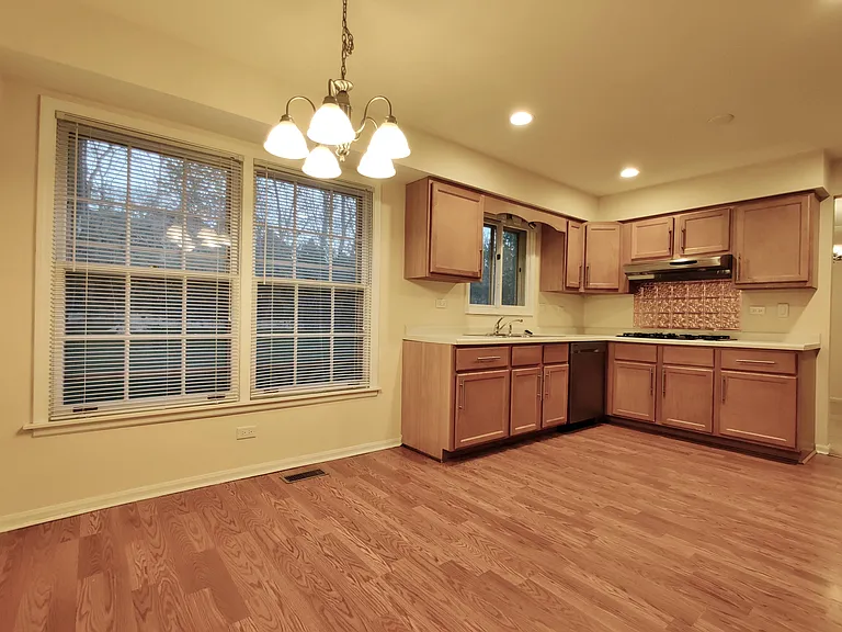 1520 Chippewa Dr — Photo 5