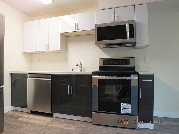 4th image of 12544 15th Ave NE APT 414