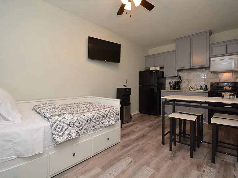 7124 Avenue F #3 — Photo 5