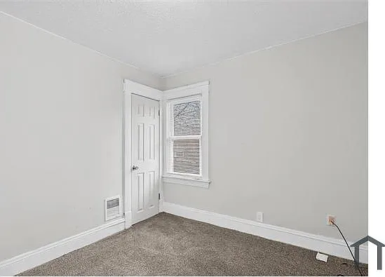 10100 Yale Ave — Photo 18