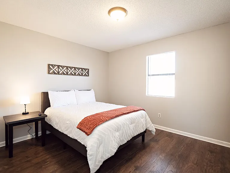 Terry Dr — Photo 1