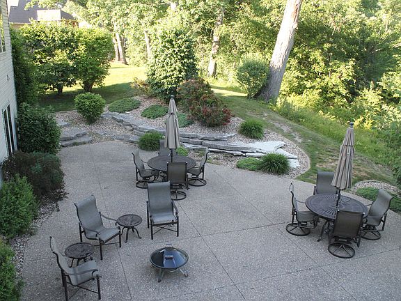 Private Wooded Rear Patios