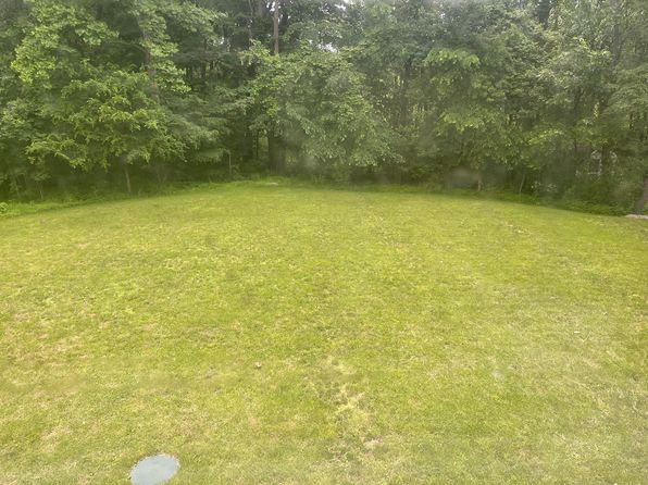 12 Little Paint Way #B, Andover, NJ 07821