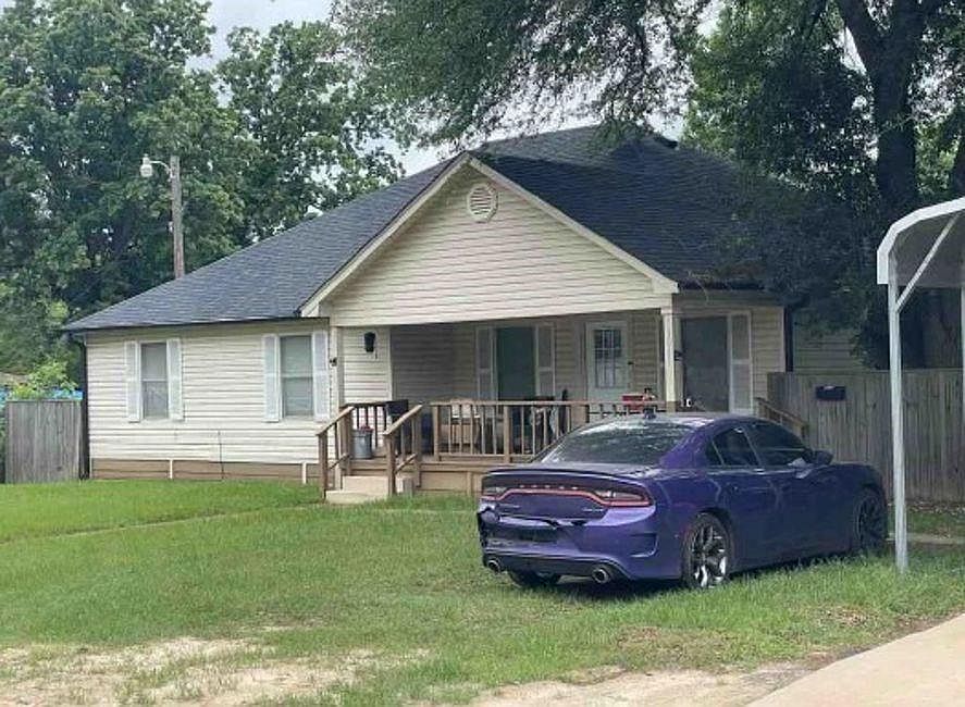 1st image of 1011 Flanagan Dr
