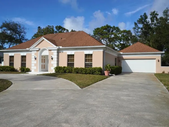 16 Golf View Dr, Englewood, FL 34223